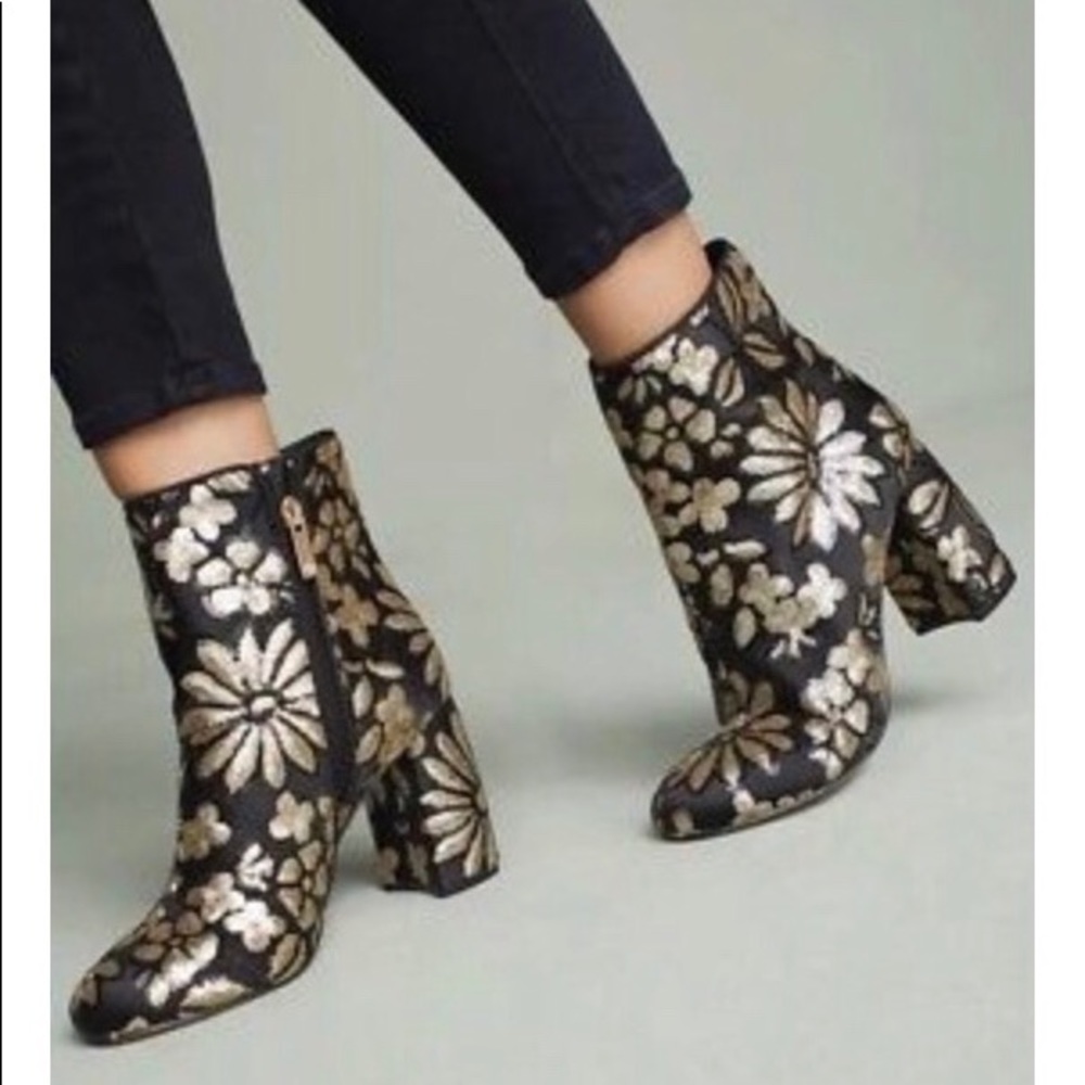 NIB Nanette Lepore Sequined Booties 7-8-10